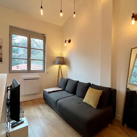Coraline Apartment Lyon