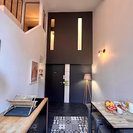 Coraline Apartment Lyon
